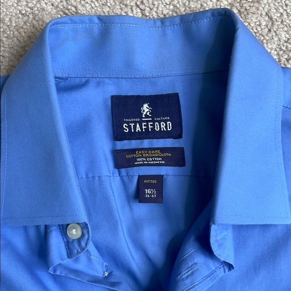 Stafford Blue Dress Shirt Classic Design - Picture 2 of 6